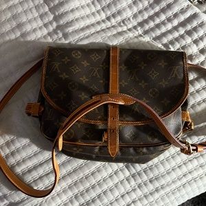 Authentic Louis Vuitton cross body purse double bags, country styles, canvas…
